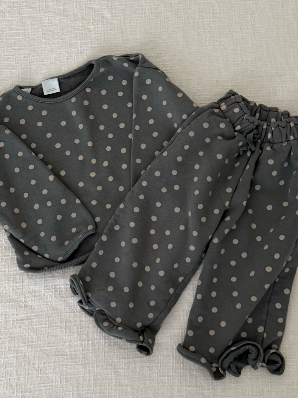 Kids Polka Dot Two-Piece Top & Bottom Set - Gray